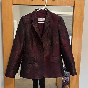 MaxMara Women's Elegant Burgundy Jaquard Blazer